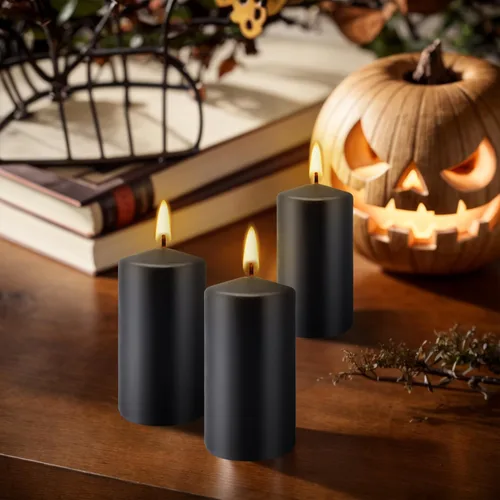 Vista 2 de YOROXRG Juego de 20 velas de pilar negro de 2 x 4 pulgadas de alto, sin perfume. Ideal para Halloween, bodas, linternas de emergencia, hogar, boda