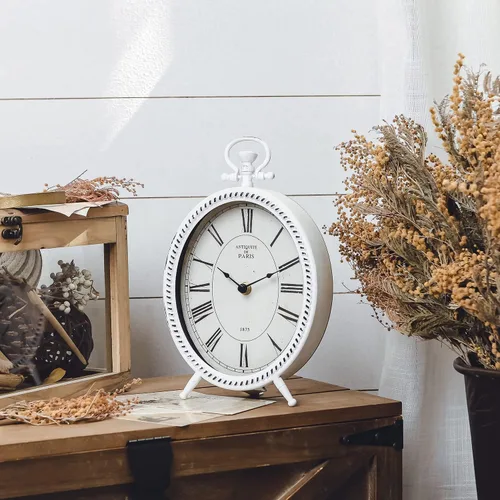 Vista 2 de NIKKY HOME Reloj de mesa vintage, reloj de mesa blanco de metal, reloj de escritorio retro sin tictac, funciona con pilas, relojes antiguos sin